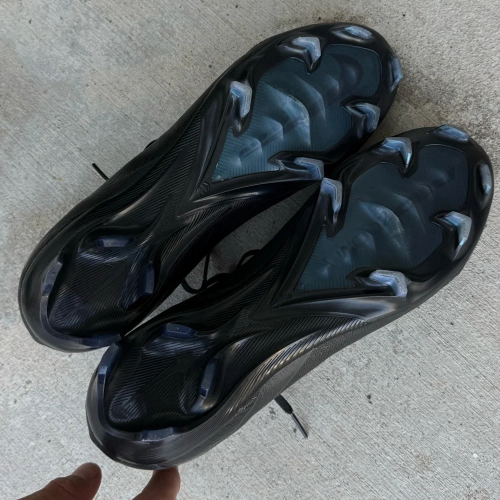 Nike Mercurial Cleats - Picture 3 of 7